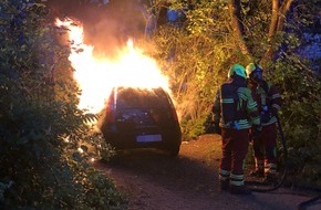 Polizei Mettmann: POL-ME: Mitsubishi angezündet - die Polizei ermittelt - Heiligenhaus - 2205143