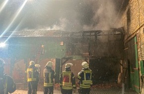 Kreispolizeibeh&ouml;rde H&ouml;xter: POL-HX: Scheune in Brakel-Riesel ger&auml;t in Brand