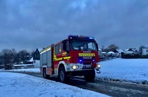 Feuerwehr Herdecke: FW-EN: Halbes Stadtgebiet mit Hydrauliköl kontaminiert - Viel Arbeit für Feuerwehr und Reinigungsfirma