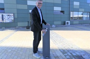 Tourismus-Service Fehmarn: Der Tourismus-Service Fehmarn installiert einen &ouml;ffentlichen Trinkbrunnen am S&uuml;dstrand