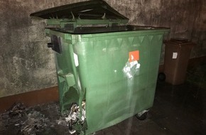 Polizeipräsidium Westpfalz: POL-PPWP: Abfallcontainer brennt