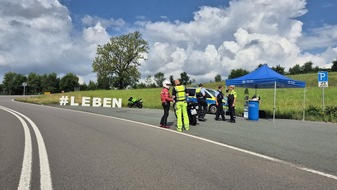 Kreispolizeibehörde Siegen-Wittgenstein: POL-SI: Motorradsonderkontrollen - #LEBEN in der Applauskurve -#polsiwi