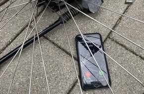 Polizeiinspektion Wilhelmshaven/Friesland: POL-WHV: Begleitung des landesweiten Verkehrssicherheitstages 2020 #FAHRsicherRAD - Letzter Beitrag: Handynutzung beim Radfahren (mit Bildern)