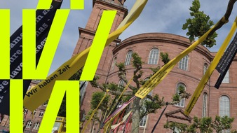 SWR - Südwestrundfunk: "Unsere Freiheit - Verhandelbar?"- SWR Demokratieforum gastiert in der Frankfurter Paulskirche