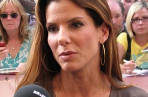 TELE 5: Sandra Bullock: "Ich würde gerne im Stehen pinkeln" / 'Wir lieben Kino - Extra', Dienstag, 28. Juli, 20.00 Uhr auf Tele 5