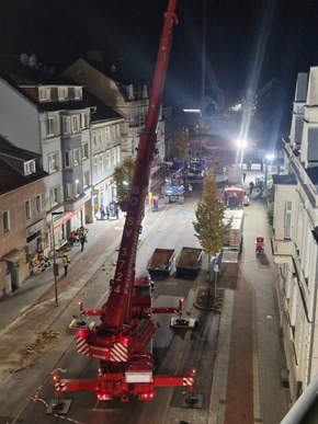 FW-EN: Hagener Straße zum Wochenstart wieder befahrbar - Intensiver Einsatz der Feuerwehr, des THW und der Hilfsorganisationen an der Hagener Str. in Gevelsberg nach 33 Stunden abgeschlossen