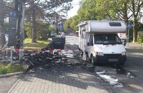 Polizeipr&auml;sidium Nordhessen: POL-KS: Containerbrand greift auf Wohnmobil und Werbetafel &uuml;ber: Kripo sucht Zeugen