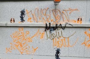 Polizeiinspektion Wilhelmshaven/Friesland: POL-WHV: Zeugin gibt den entscheidenden Hinweis - Polizei klärt Graffiti-Serie in Jever auf und bittet um Hinweise der Bevölkerung (mit Bild)