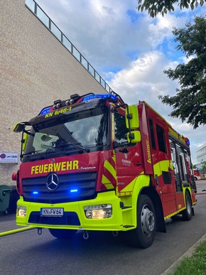 FW Konstanz: Fahrzeugbrand in Parkhaus