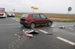 Polizei Düren: POL-DN: Vater und Sohn bei Verkehrsunfall mit Kraftrad schwer verletzt