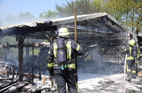 Kreisfeuerwehrverband Segeberg: FW-SE: Feuer in Tensfelder Wohngebiet