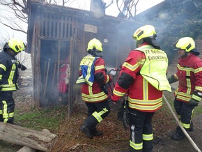 FW Reichenau: Pressemitteilung: Baum am Campingplatz brennt erneut, 02.01.2025, Reichenau-Mittelzell