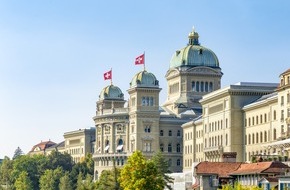 pharmaSuisse - Schweizerischer Apotheker Verband / Société suisse des Pharmaciens: Le Parlement renforce le rôle des pharmacies avec une révision clé de la LAMal