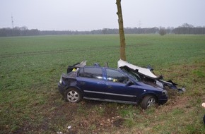 Polizeiinspektion Diepholz: POL-DH: +++ zwei Verkehrsunfälle mit jeweils einer schwer verletzten Person in Sulingen (Samtgemeinde Kirchdorf)+++