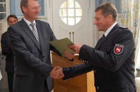 Polizeiinspektion Cuxhaven: POL-CUX: Kriminaldirektor Bernd Deutschmann übernimmt die Polizeiinspektion Cuxhaven/Wesermarsch + Neuer Leiter Impulsgeber und Teamplayer (Bilder als Download)