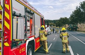 Feuerwehr Detmold: FW-DT: Gefahrstoffaustritt auf der Lemgoer Straße / Kreuzung B66