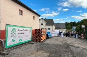 REHAU Industries SE & Co. KG: Klimaneutraler Kanalbau in Lindenberg: Wasserwerke Sonneberg erhalten Bauherrenzertifikat für den Einsatz nachhaltiger Rohrsysteme