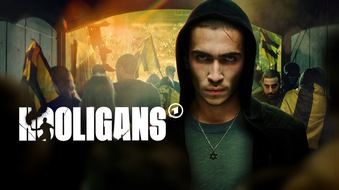 ARD Mediathek: Gef&auml;hrliches Doppelleben: "Hooligans" ab 14.8. in der ARD Mediathek