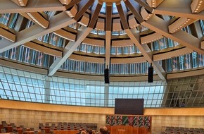 Freiwillige Feuerwehr Werne: FW-WRN: Jugendfeuerwehr Werne besucht den Landtag Nordrhein-Westfalen