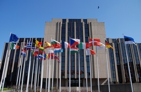 Europäischer Rechnungshof - European Court of Auditors: Cour des comptes européenne:  déterminée à préserver les finances de l’UE