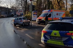 Polizeiinspektion Stade: POL-STD: 86-jähriger Fußgänger bei Unfall in Buxtehude lebensgefährlich verletzt