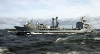 Presse- und Informationszentrum Marine: Deutsche Marine - Pressemeldung/ Pressetermin: Rückkehr nach vier Monaten im Einsatz - Tanker "Rhön" läuft in Wilhelmshaven ein