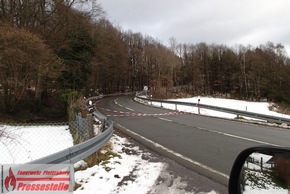 FW-PL: Update. Lage hat sich entspannt. Gesperrte Straßen bleiben weiterhin gesperrt.