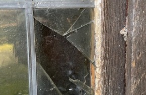 Polizeiinspektion Rockenhausen: POL-PIROK: Kirchenscheibe beschädigt