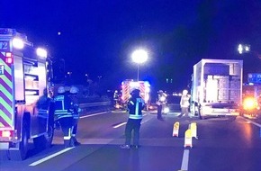 Polizei Bielefeld: POL-BI: Sattelzug gerät nach Unfall in Brand