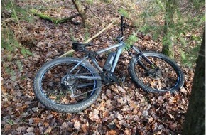 Polizeidirektion Kaiserslautern: POL-PDKL: Gestohlenes E-Bike im Wald gefunden - Korrektur der Pressemeldung von 12 Uhr