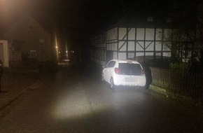 Polizeiinspektion Hameln-Pyrmont/Holzminden: POL-HM: Polizei Bodenwerder sucht Zeugen zu einem Verkehrsunfall