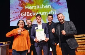 tegut... gute Lebensmittel GmbH & Co. KG: Presseinformation: tegut… gewinnt mit Tom Breuer (24) fitfortrade – den bedeutendsten Nachwuchswettbewerb des Handels