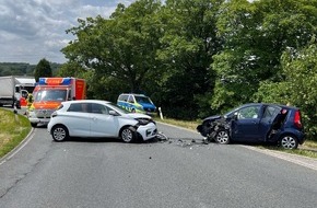 Polizei Mettmann: POL-ME: Mit Auto in Gegenverkehr geraten - 2506018