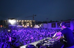 OUTLETCITY METZINGEN: (Korrektur: FASHION & MUSIC 2013 - Das Wochenende mit Glamour-Garantie / 03.06.2013, 16:07) (BILD)