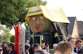 Feuerwehr Kleve: FW-KLE: Löschgruppe Warbeyen feiert mit dem Stadtfeuerwehrfest ihr 100-jähriges Jubiläum