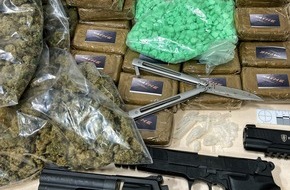 Polizei Mönchengladbach: POL-MG: Drogendealer-Ring zerschlagen: Polizei durchsucht zehn Objekte und nimmt neun Personen fest