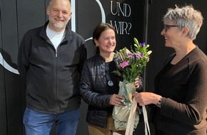 Stapferhaus: Die einhunderttausendste Besucherin in der Ausstellung "Natur. Und wir?" im Stapferhaus