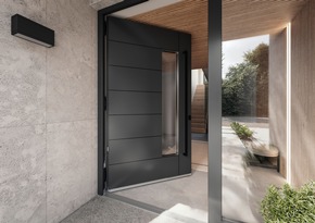 REHAU System Accessories mit Mehrwert: Attraktive Zusatzl&ouml;sungen vom All in One Partner. REHAU Window Solutions auf der Fensterbau Frontale 2026.