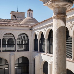 Medienmitteilung Griesser: Moderne Sonnenschutzlösung für historisches spanisches Kloster