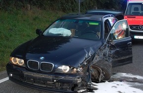 Polizeipräsidium Westpfalz: POL-PPWP: Zwei Schwerverletzte bei Unfall auf der B 10