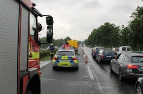 Freiwillige Feuerwehr Werne: FW-WRN: Verkehrsunfall BAB 1 in Fahrtrichtung Köln