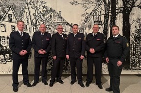 Kreisfeuerwehrverband Ennepe-Ruhr e.V.: FW-EN: Rolf-Erich Rehm nun Ehrenpräsident des Kreisfeuerwehrverbandes - Markus Neuhaus neuer Präsident - Andreas Bleck mit silberner Ehrennadel geehrt