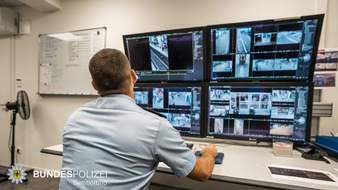 Bundespolizeidirektion M&uuml;nchen: Bundespolizeidirektion M&uuml;nchen: Erfolg bei Fahndung nach Gep&auml;ckdieben / Hartn&auml;ckigkeit zahlt sich aus