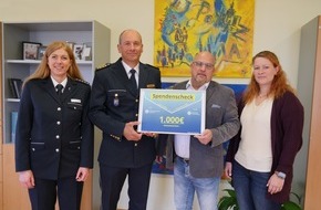 Polizeipräsidium Osthessen: POL-OH: Polizeipräsidium Osthessen übergibt 1.000 Euro an Hessische Polizeistiftung