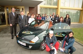 Ford-Werke GmbH: Wiederholung mit Bildmaterial: Mädchen montieren bei Ford für die Zukunft beim "Girls' Day"