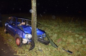 Kreispolizeibehörde Herford: POL-HF: Verkehrsunfall unter Alkoholeinfluss- Fahrereigenschaft nicht geklärt