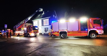 Feuerwehr Sprockhövel: FW-EN: Wohnung nach mutmaßlicher Verpuffung stark beschädigt