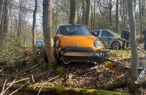 Kreispolizeibeh&ouml;rde Oberbergischer Kreis: POL-GM: Alkoholisierter 36-J&auml;hriger fl&uuml;chtet von Unfallstelle