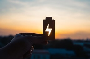 Ayvens - ALD AutoLeasing D GmbH -: Presseinfo: Ayvens Carmarket führt SoH-Zertifikate für gebrauchte E-Autos ein