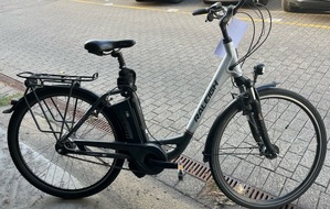 Polizei Bielefeld: POL-BI: Fahrrad mit defektem R&uuml;cklicht sichergestellt - Eigent&uuml;mer gesucht